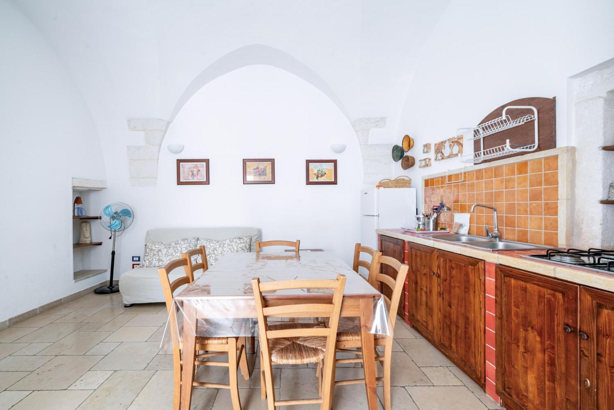 Casa Colombo & Casa Scipione By Rentbeat Hotel Ostuni Exterior photo