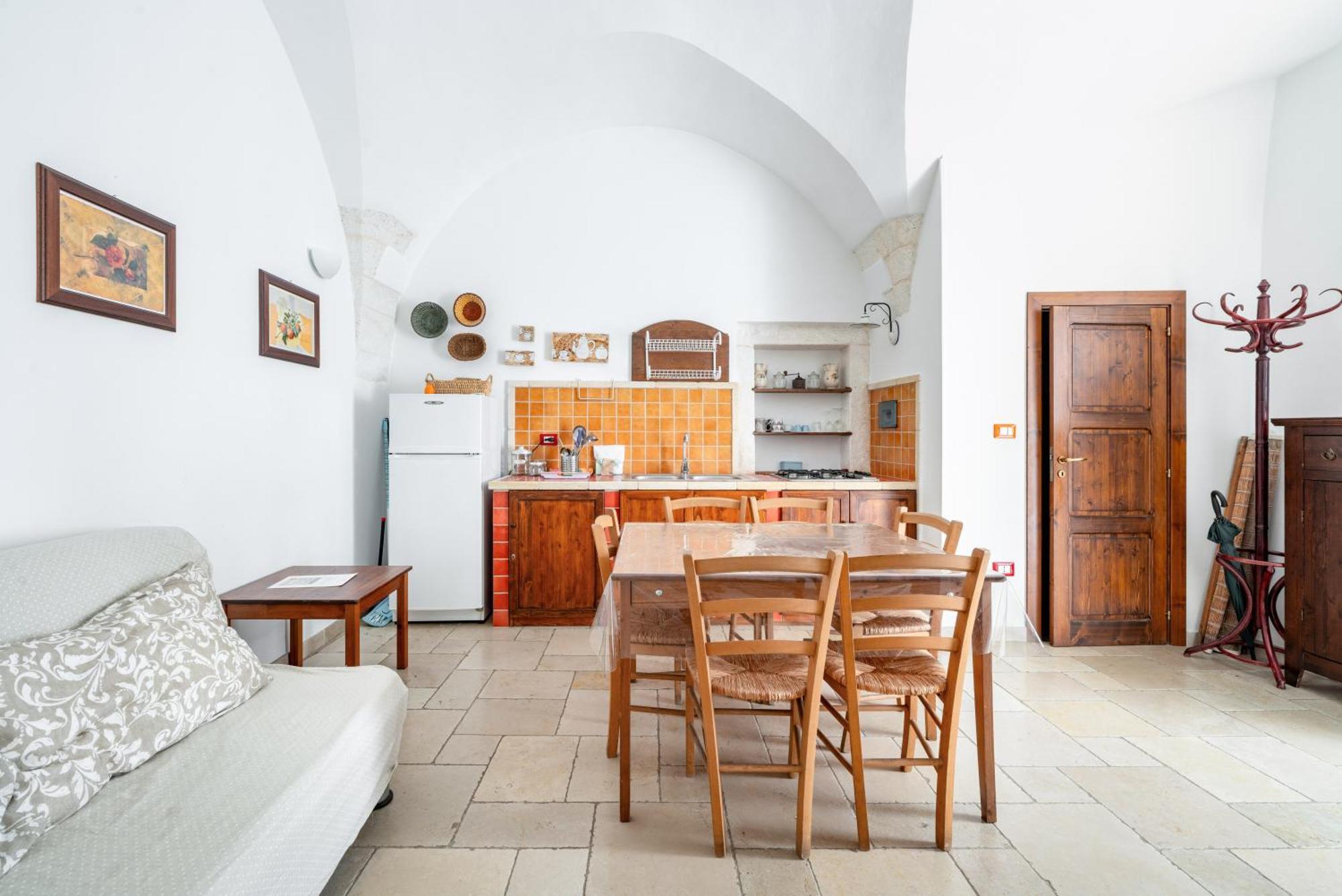 Casa Colombo & Casa Scipione By Rentbeat Hotel Ostuni Exterior photo